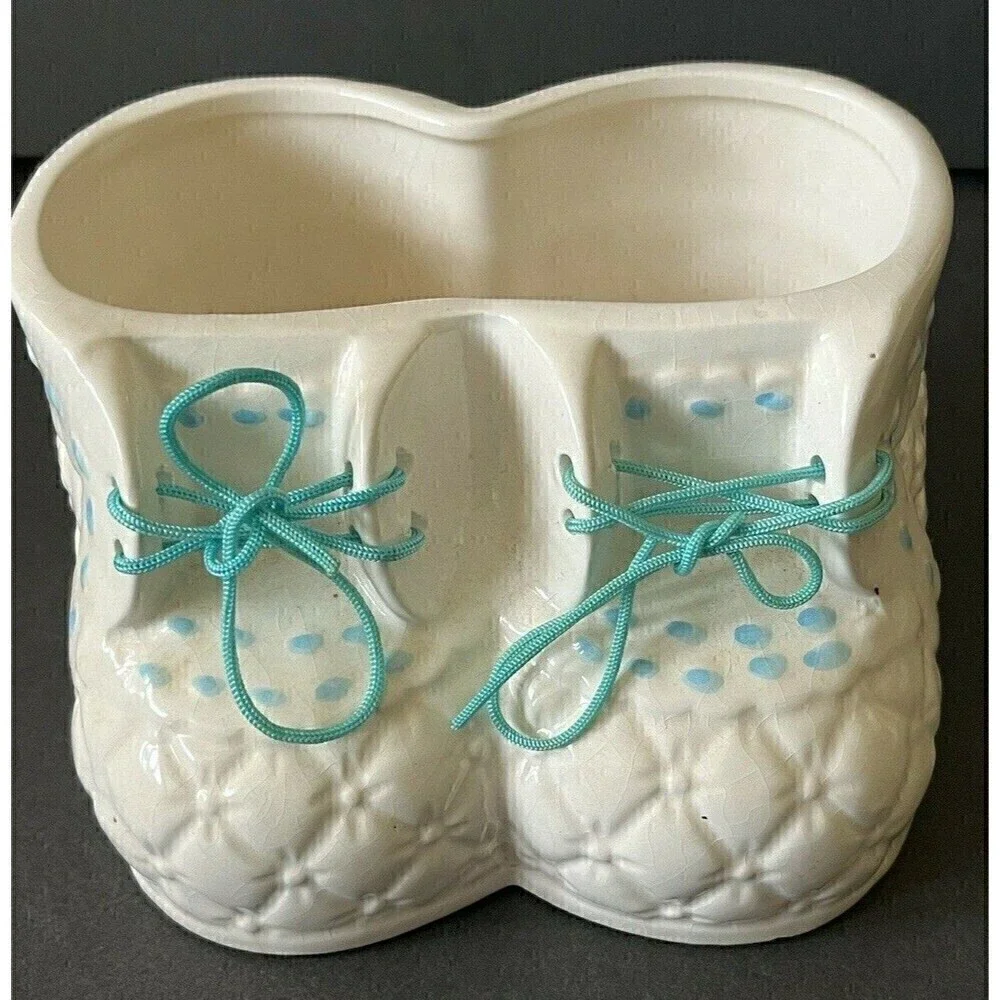 Baby Boy Booties Ceramic Planter Vase Shoelaces Retro Quilted Vintage Retro
